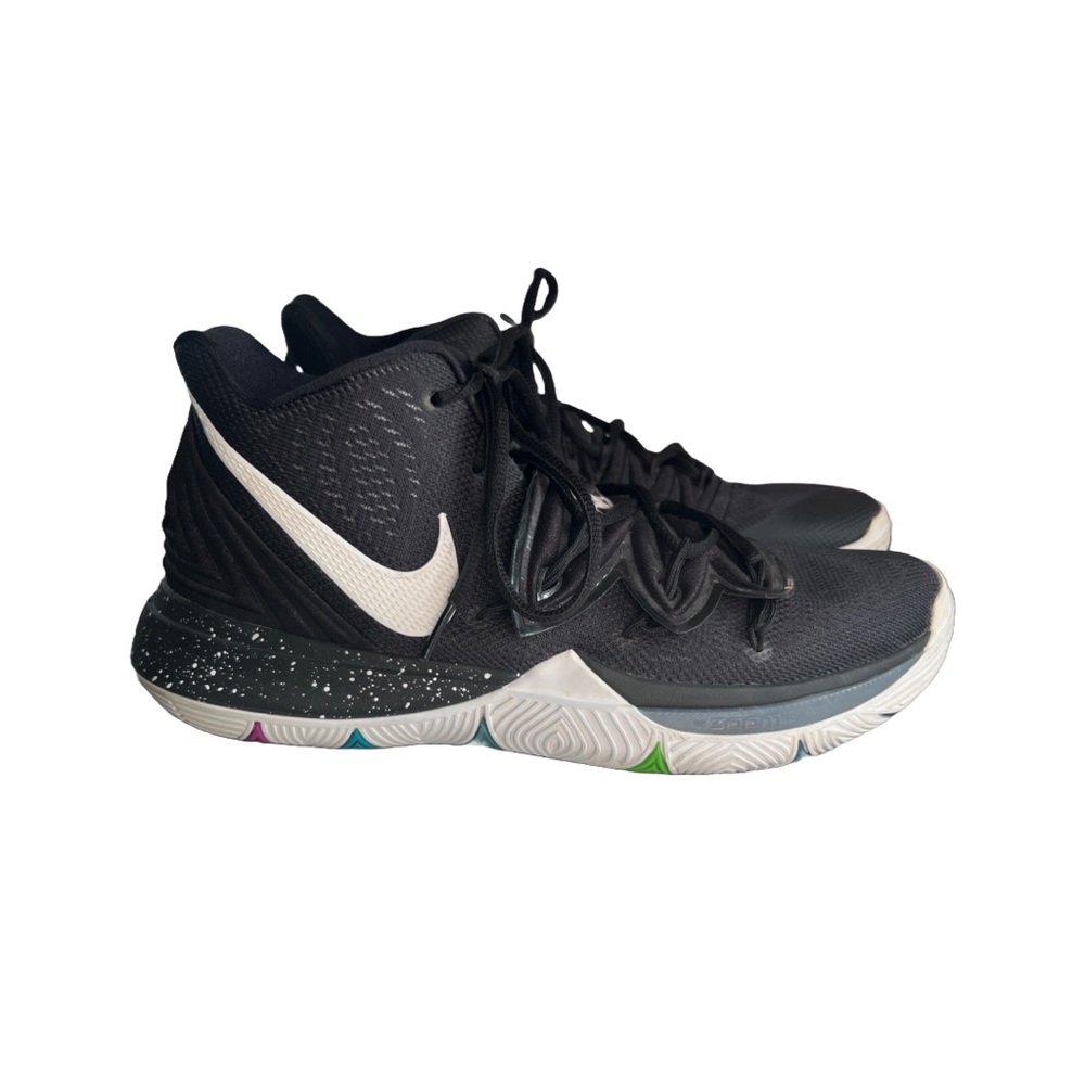 Nike Kyrie 5 Black Magic Basketball Shoes A02918-901 Men's Size 10.5 Sneakers